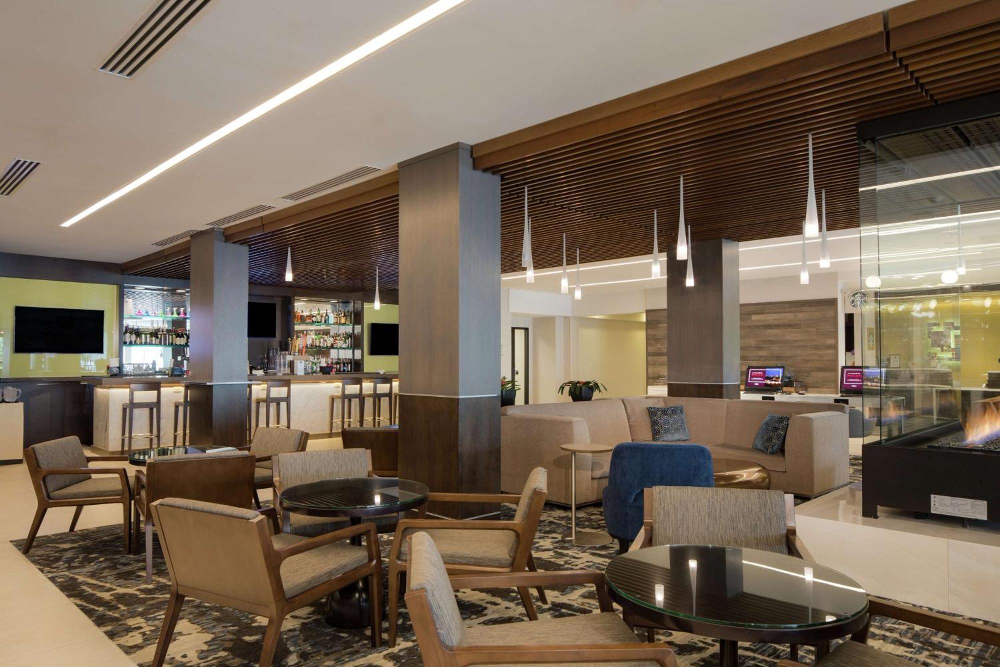 Doubletree By Hilton Hotel Syracuse East Syracuse Εξωτερικό φωτογραφία
